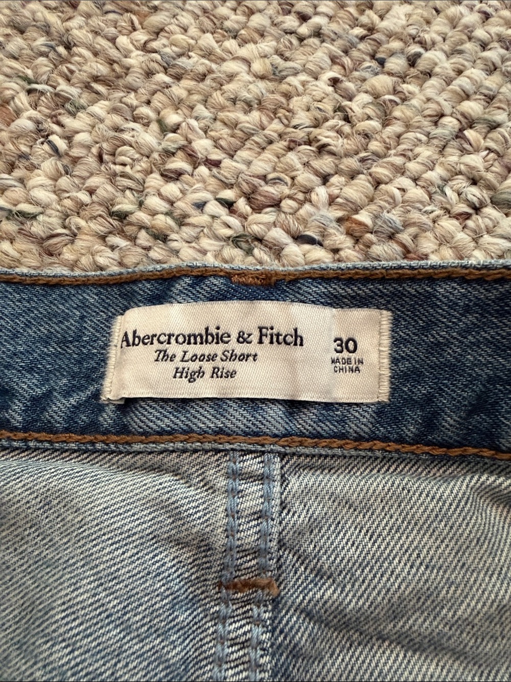 Abercrombie & Fitch jean short sz 30 - Picture 2 of 3